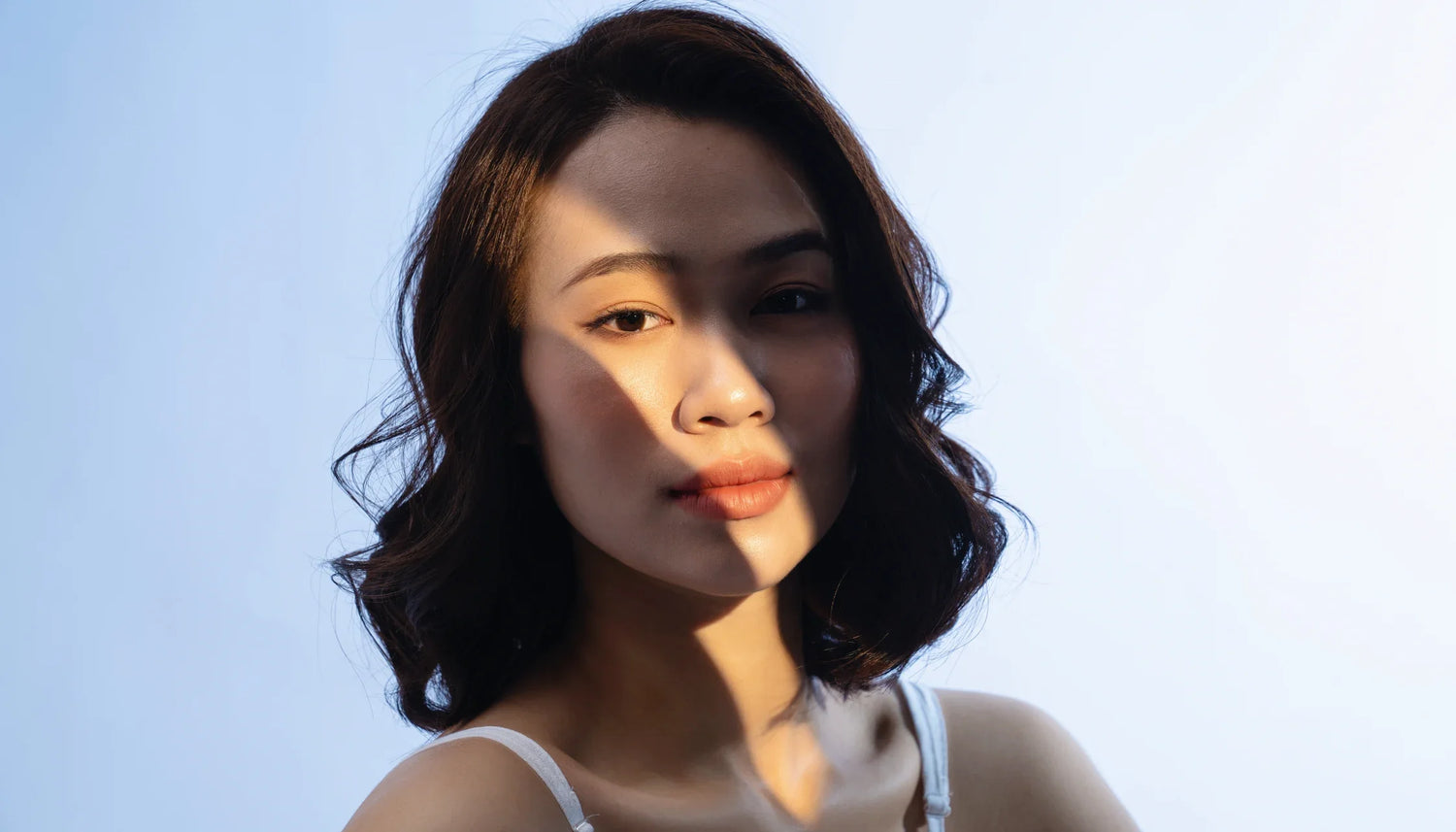 Comment Obtenir une Peau “Glass Skin” : Le Guide Complet de la K-Beauty