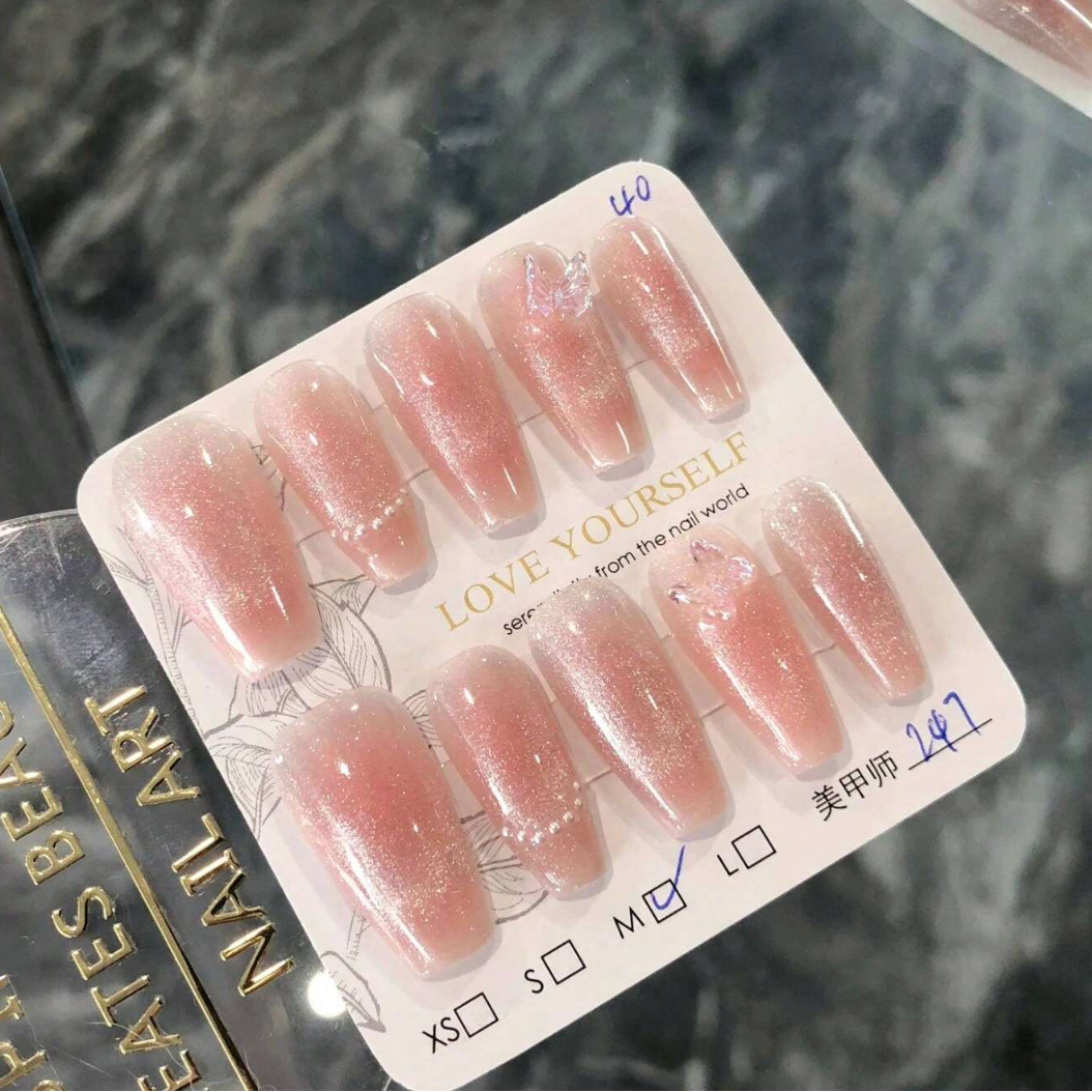 10 pièces Faux ongles papillon blush en forme d'œil papillon blush faits à la main